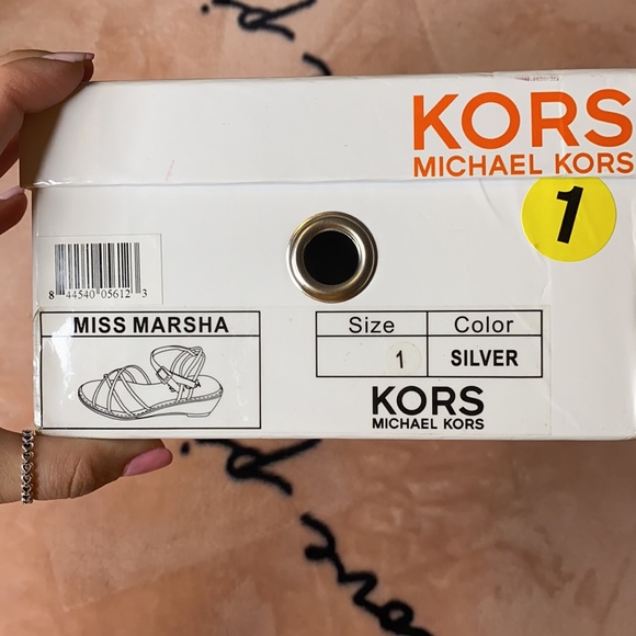 Micheal Kors Kid Heels - Picture 8 of 8